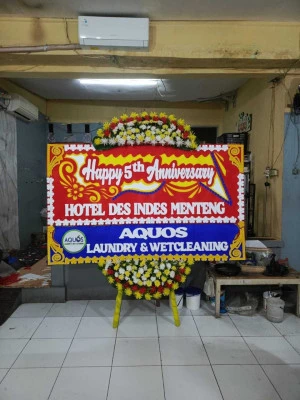 Papan Bunga di Sentul Highlands