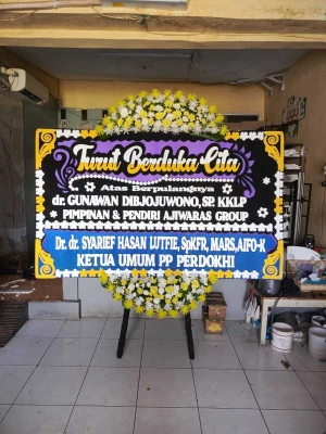 Papan Bunga di Sentul Highlands